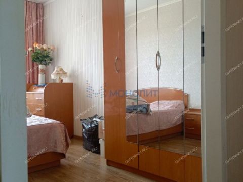 2-komnatnaya-poselok-novosmolinskiy-volodarskiy-rayon фото