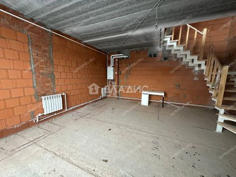 taunhaus-ul-agronomicheskaya-d-212d фото