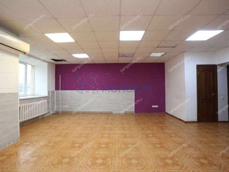 помещение под помещение свободного назначения, недвижимость под салоны красоты на улице Родионова