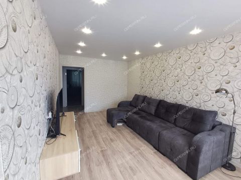 2-komnatnaya-nab-volzhskaya-d-5 фото