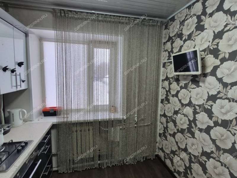 двухкомнатная квартира на Школьная ул. дом 5 село Чернуха