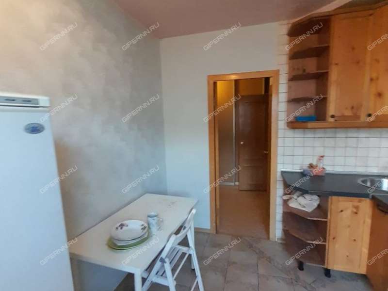 двухкомнатная квартира на улице Верхнепечёрская дом 7 к1