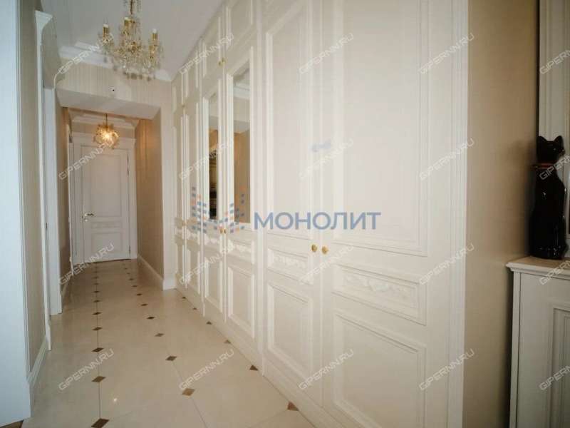 трёхкомнатная квартира на Большой Покровской улице дом 30а