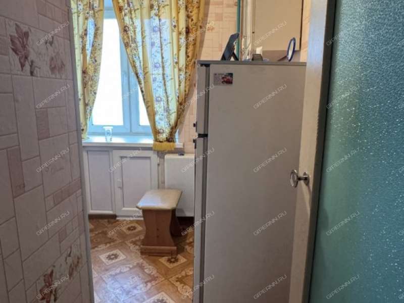 двухкомнатная квартира в 2-м микрорайоне дом 13 город Кстово