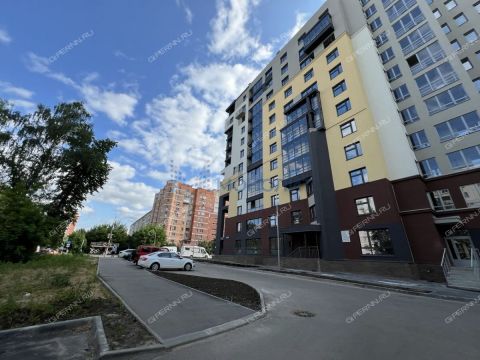 3-komnatnaya-ul-poltavskaya-d-15 фото