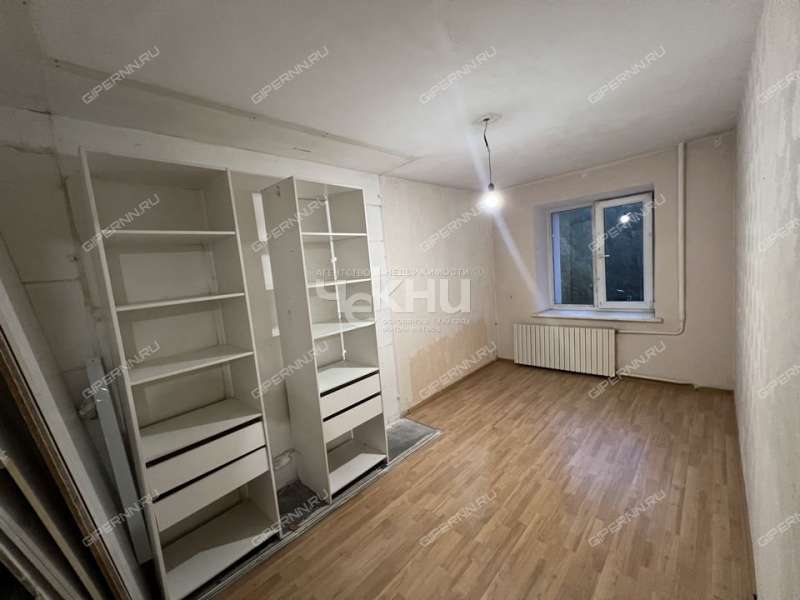 трёхкомнатная квартира на улице Мельникова-Печёрского дом 5