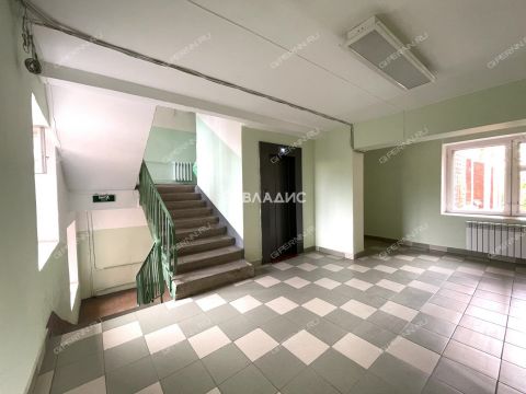 1-komnatnaya-ul-tropinina-d-13a фото