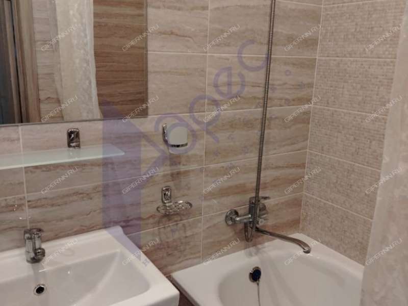 однокомнатная квартира на улице Родионова дом 178