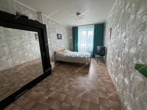 3-komnatnaya-ul-beketova-d-5 фото