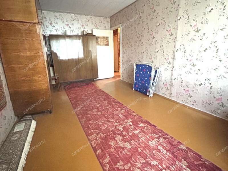 двухкомнатная квартира в 3-м микрорайоне дом 6 город Кстово