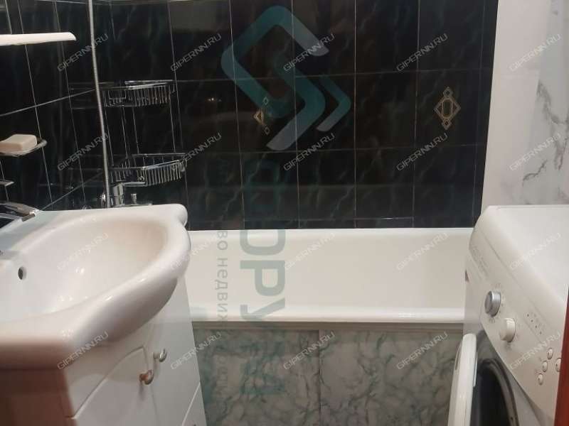 трёхкомнатная квартира на Авангардной улице дом 16