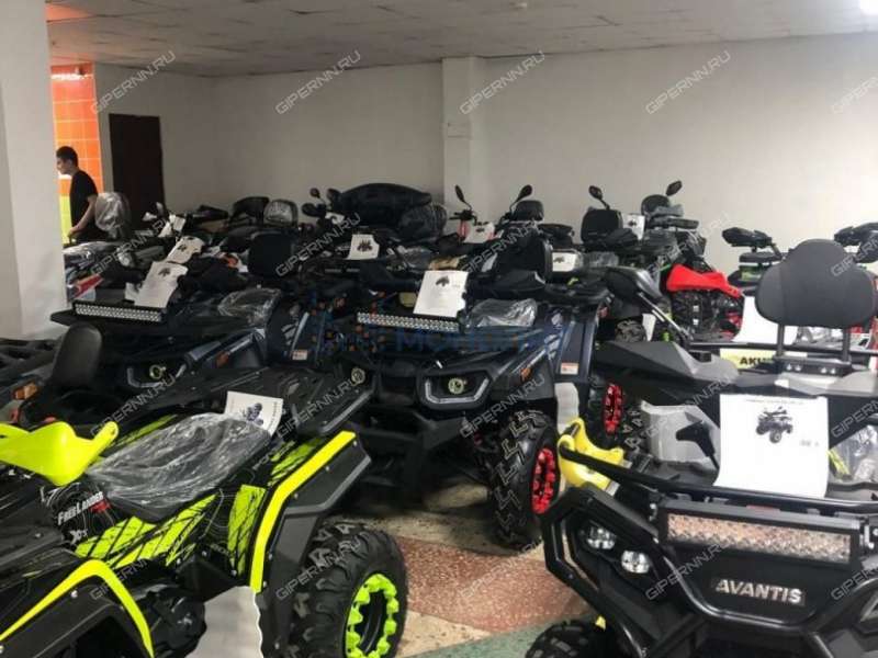 помещение под торговую площадь на улице Маршала Голованова