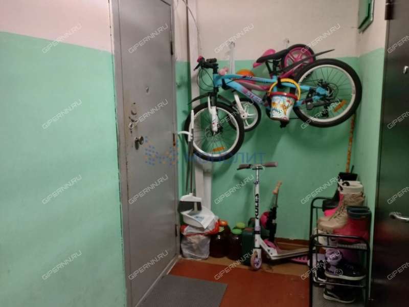 трёхкомнатная квартира на улице Строкина дом 5