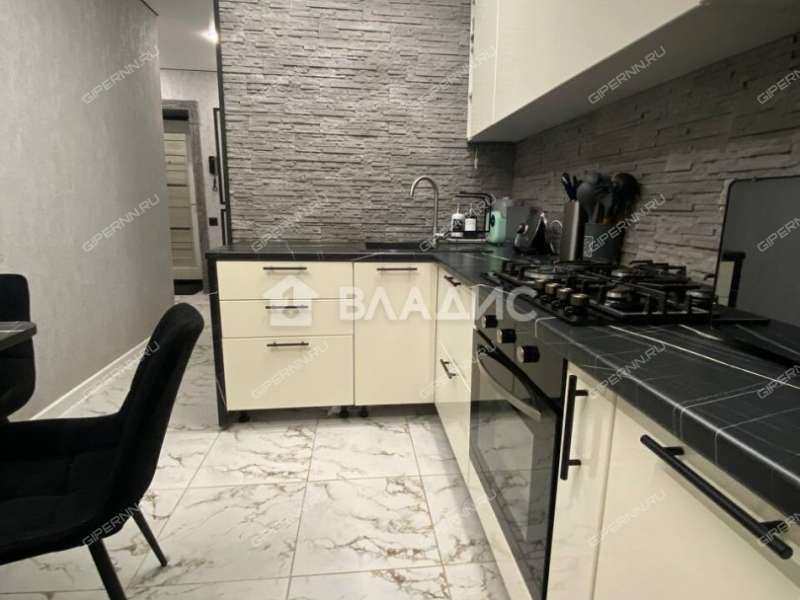 двухкомнатная квартира на Эпроновской улице дом 10