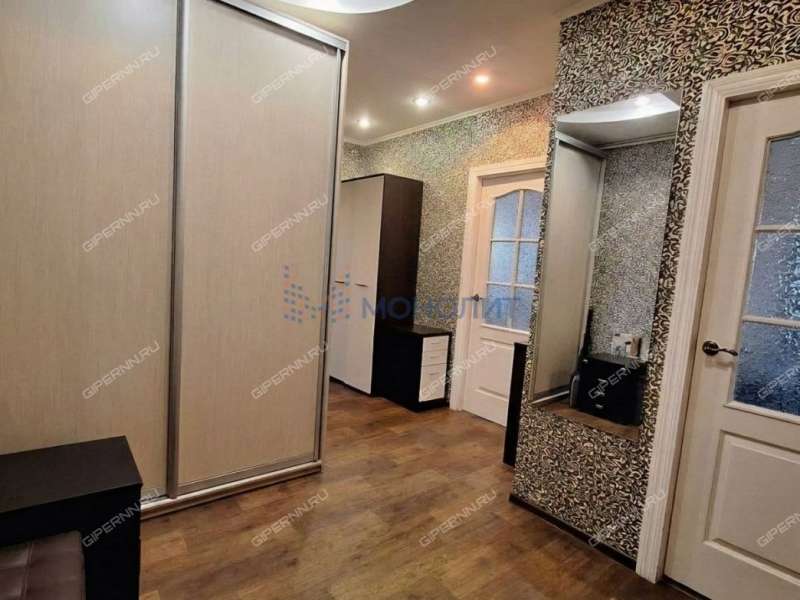 трёхкомнатная квартира на улице Вождей Революции дом 20