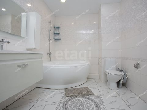 2-komnatnaya-prosp-gagarina-d-118 фото