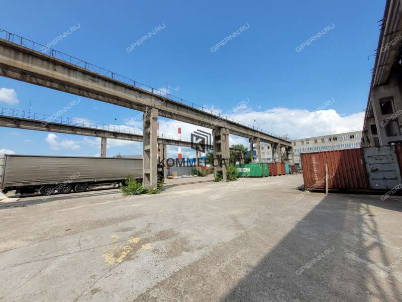 здание под офис, торговую площадь на улице Монастырка