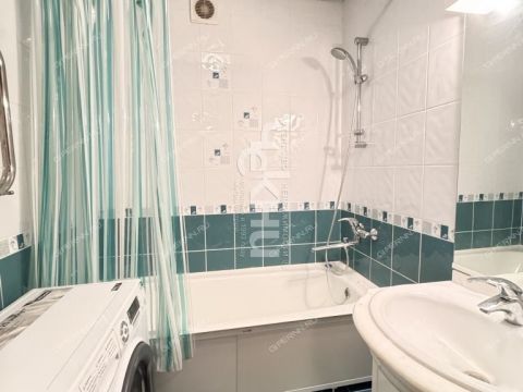 2-komnatnaya-ul-rodionova-d-189-24 фото