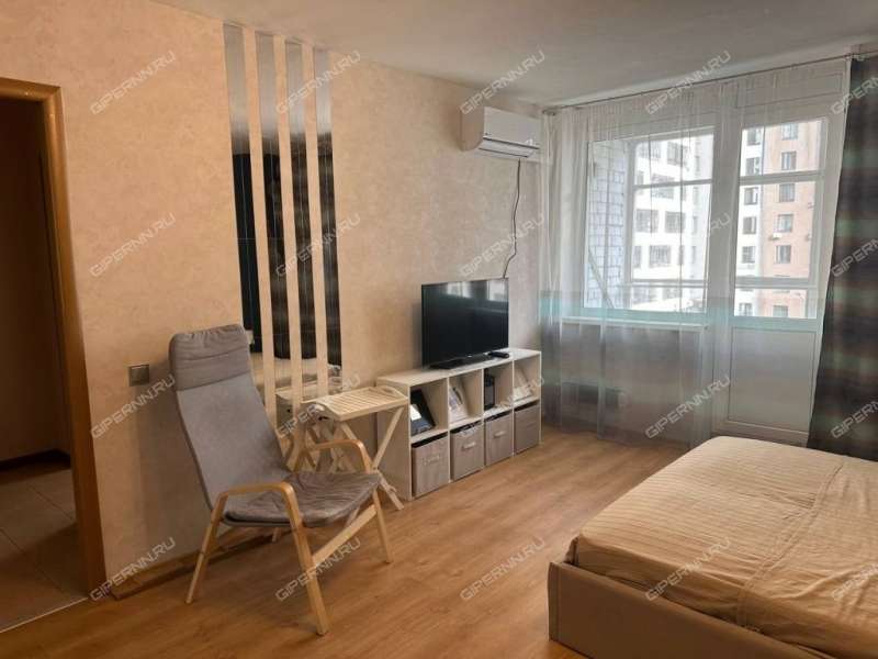 однокомнатная квартира на улице Александра Хохлова дом 1