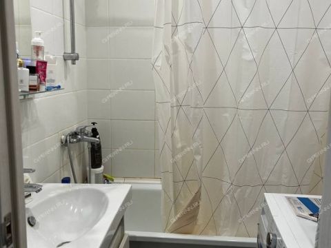 3-komnatnaya-ul-melnikova-d-10 фото