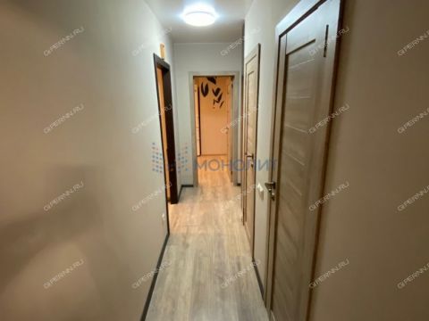 3-komnatnaya-b-r-60-letiya-oktyabrya-d-21-k2 фото