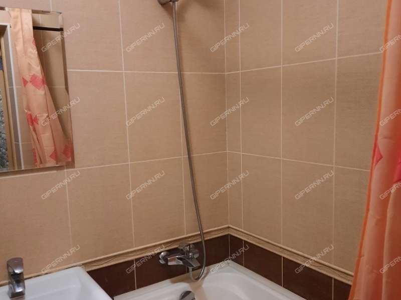 двухкомнатная квартира на улице Максима Горького дом 48/50