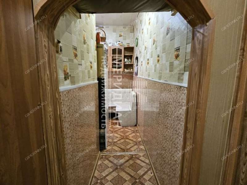 трёхкомнатная квартира на Октябрьской улице дом 11 город Бор