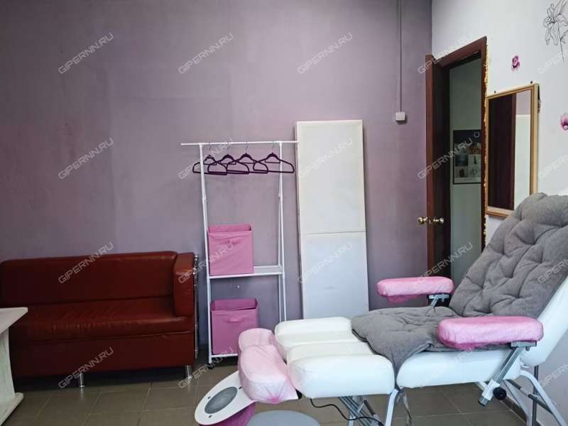 здание под торговую площадь на улице Зуева рабочий посёлок Ардатов