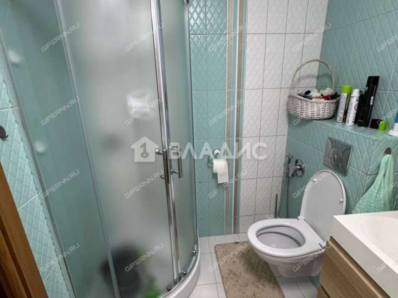 трёхкомнатная квартира на Первоцветной улице дом 6