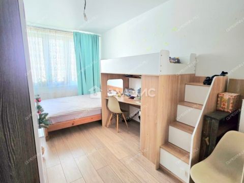 1-komnatnaya-ul-geroya-sovetskogo-soyuza-safronova-d-7-k1 фото