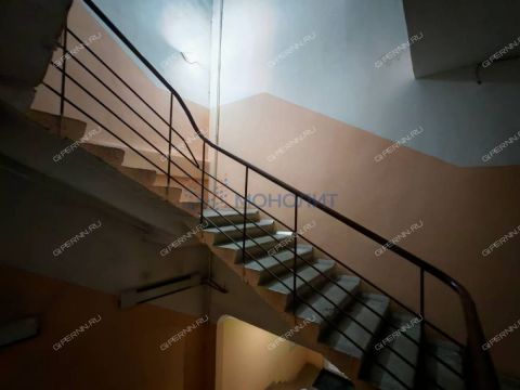 2-komnatnaya-ul-slavyanskaya-d-21 фото