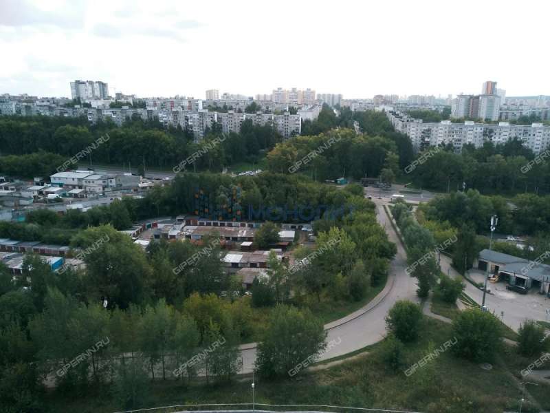 двухкомнатная квартира на улице Александра Хохлова дом 7