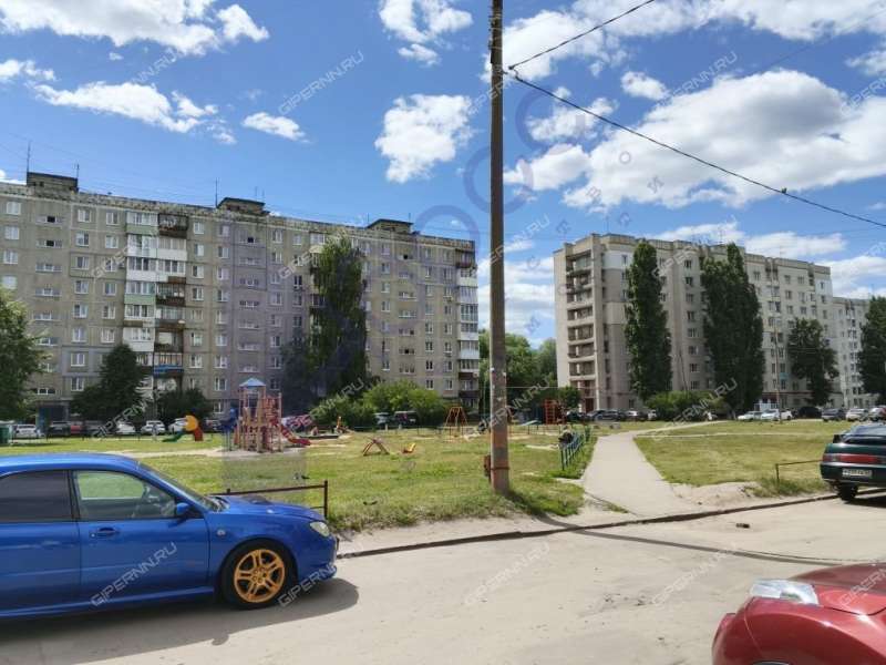 трёхкомнатная квартира на Львовской улице дом 13