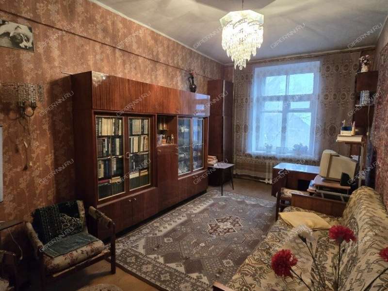 трёхкомнатная квартира на улице Ярошенко дом 1