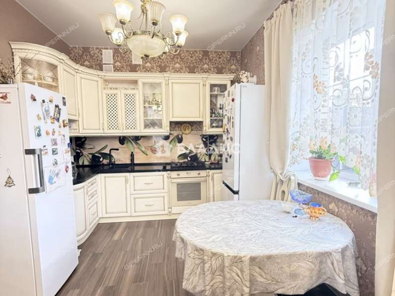 таунхаус на улице Центральная деревня Студенец