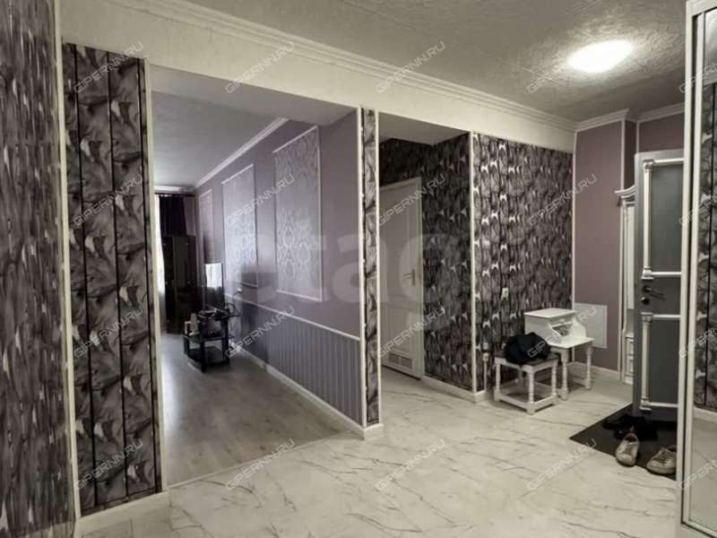 трёхкомнатная квартира на улице Максима Горького дом 52