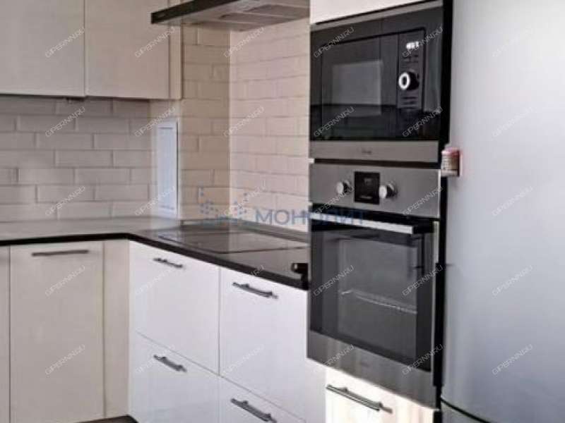 двухкомнатная квартира на бульваре 60-летия Октября дом 5а