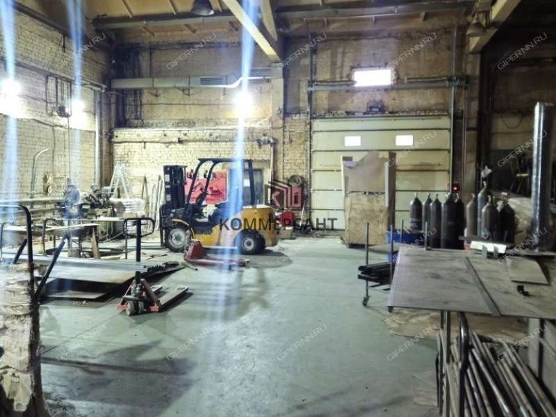 здание под офис, торговую площадь на Республиканской улице город Бор