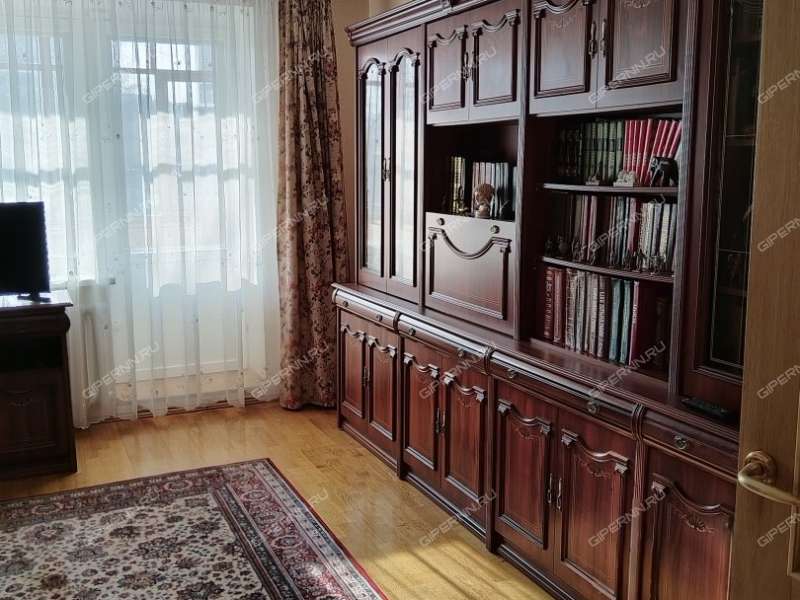 четырёхкомнатная квартира на улице Генкиной дом 61