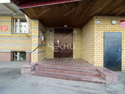 4-komnatnaya-ul-belinskogo-d-62 фото
