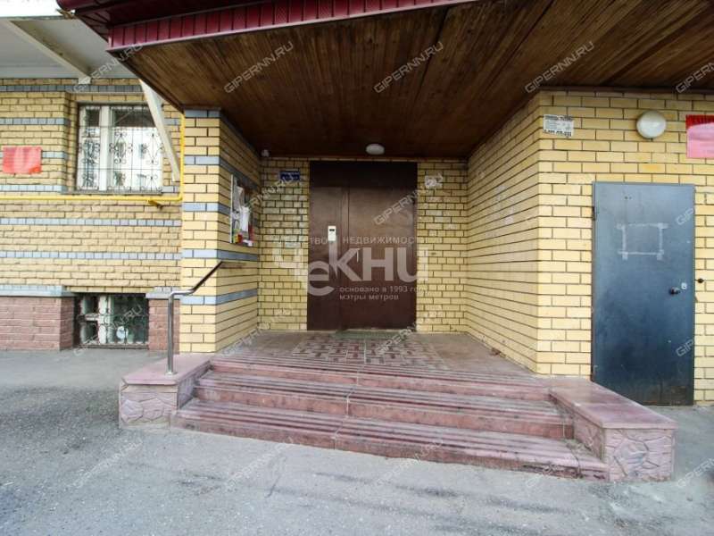 четырёхкомнатная квартира на улице Белинского дом 62