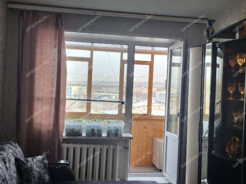 двухкомнатная квартира на улице Героя Советского Союза Поющева дом 25