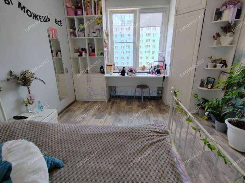 трёхкомнатная квартира на проспекте Кораблестроителей дом 74 к2