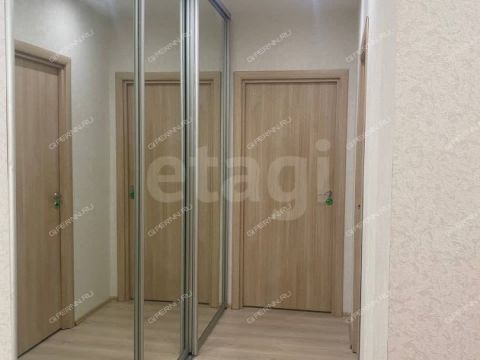 2-komnatnaya-derevnya-novopokrovskoe-ul-izumrudnaya-d-3 фото