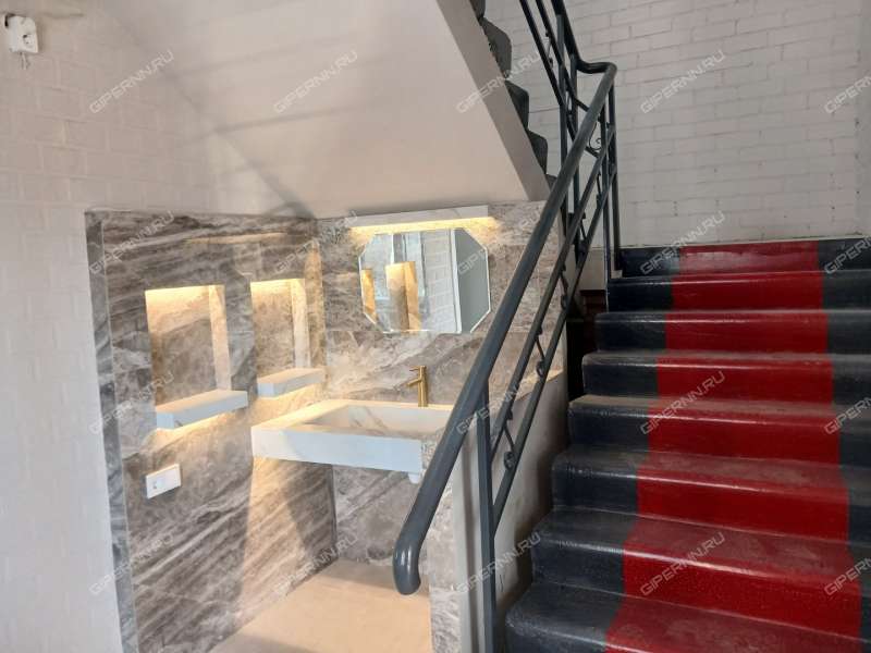 здание под торговую площадь, недвижимость под медицинские учреждения на Горной улице