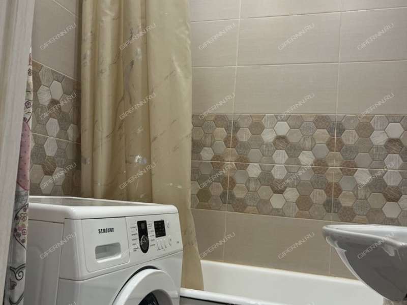 двухкомнатная квартира на улице Коминтерна дом 22