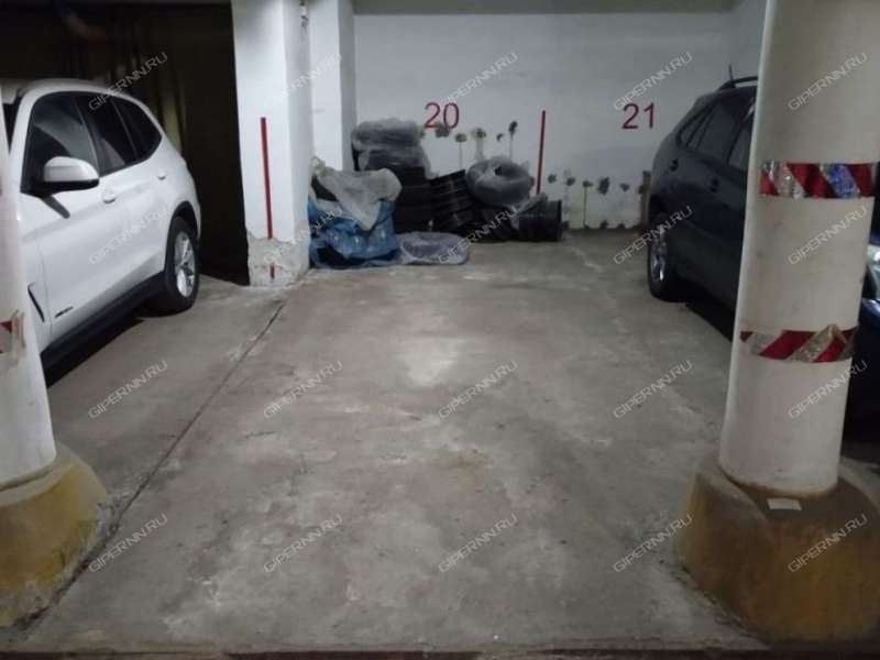 парковочное место на улице Академика Блохиной