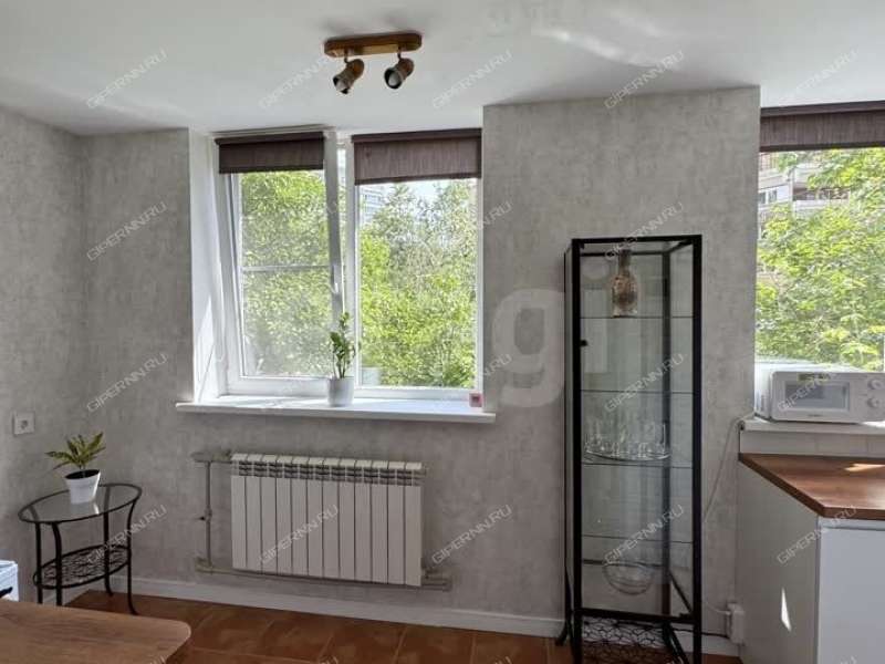 трёхкомнатная квартира на Волжской набережной дом 10