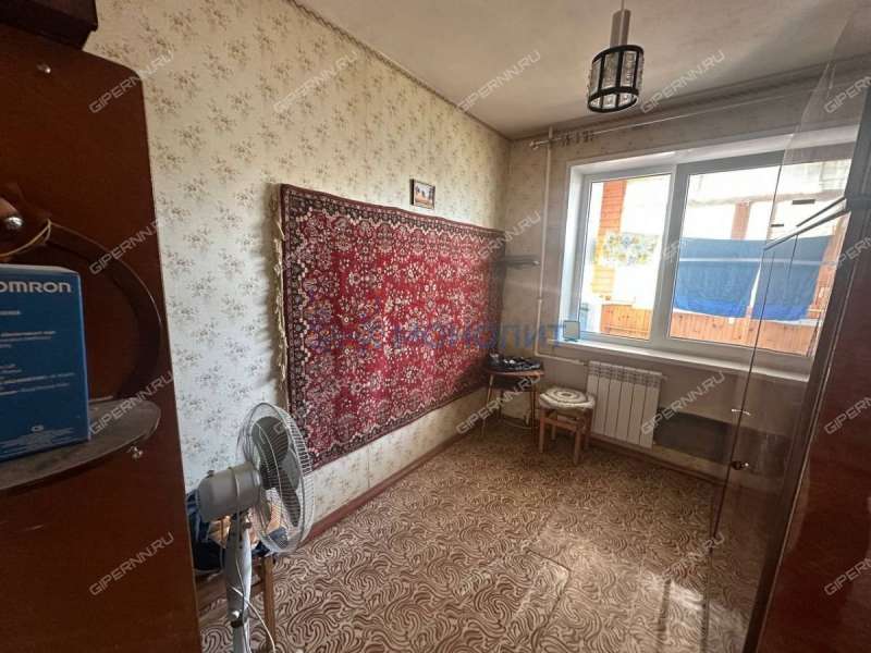 четырёхкомнатная квартира на Радужной улице дом 14