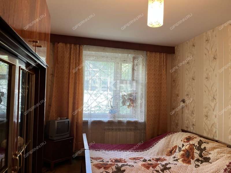 трёхкомнатная квартира на улице Звездинка дом 9  к1